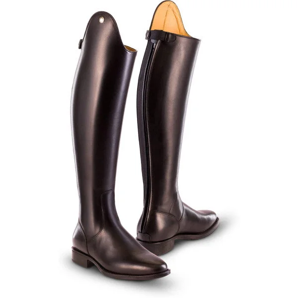 fundis-equestrian202607250458003325100