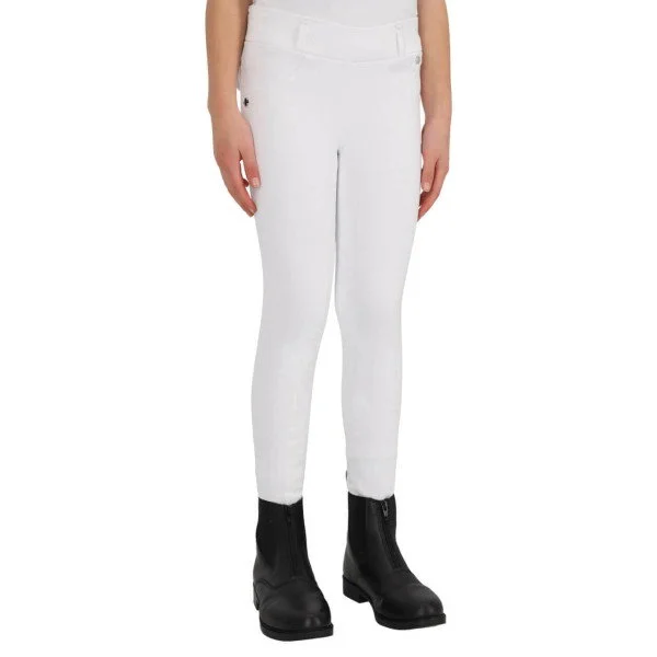fundis-equestrian202607250540173329613